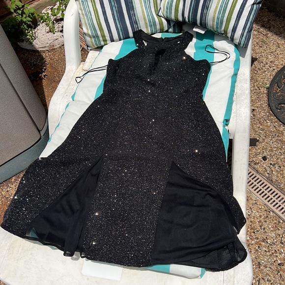 Nightway Collection Glitter Halter Cocktail Holiday Midi Dress EUC Size 6P - Picture 7 of 11